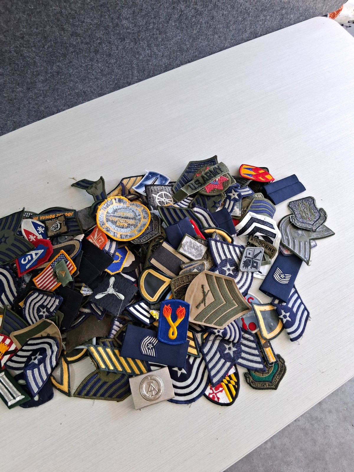 Huge Lot of 236 Vintage Military Patches U.S. Army Navy Air Force Marines Huge Lot of 236 Vintage Military Patches U.S. Army Navy Air Force Marines