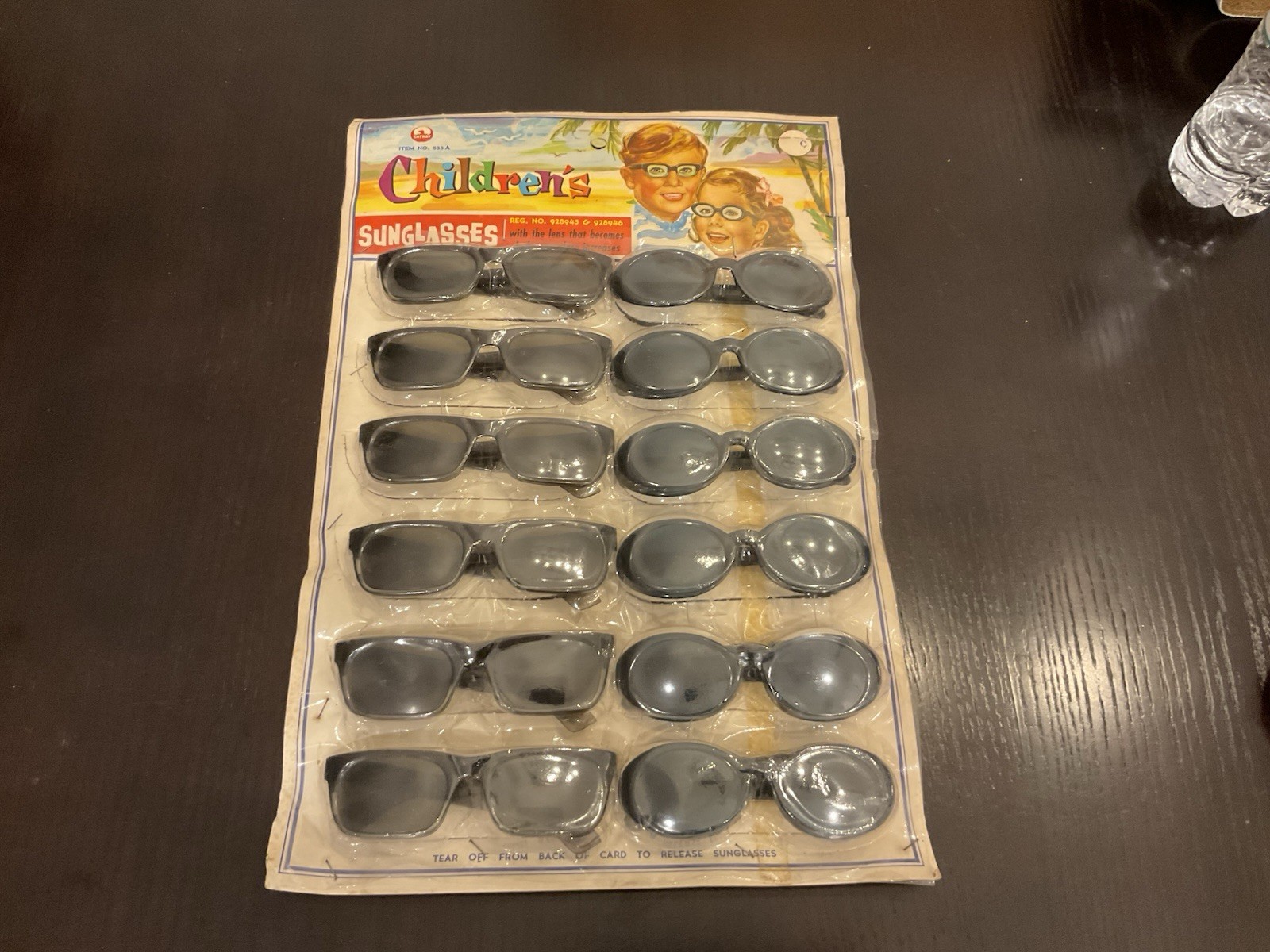 Vintage Dime Store New Old Stock Children’s Sunglass Display With 12 Pcs Vintage Dime Store New Old Stock Children’s Sunglass Display With 12 Pcs