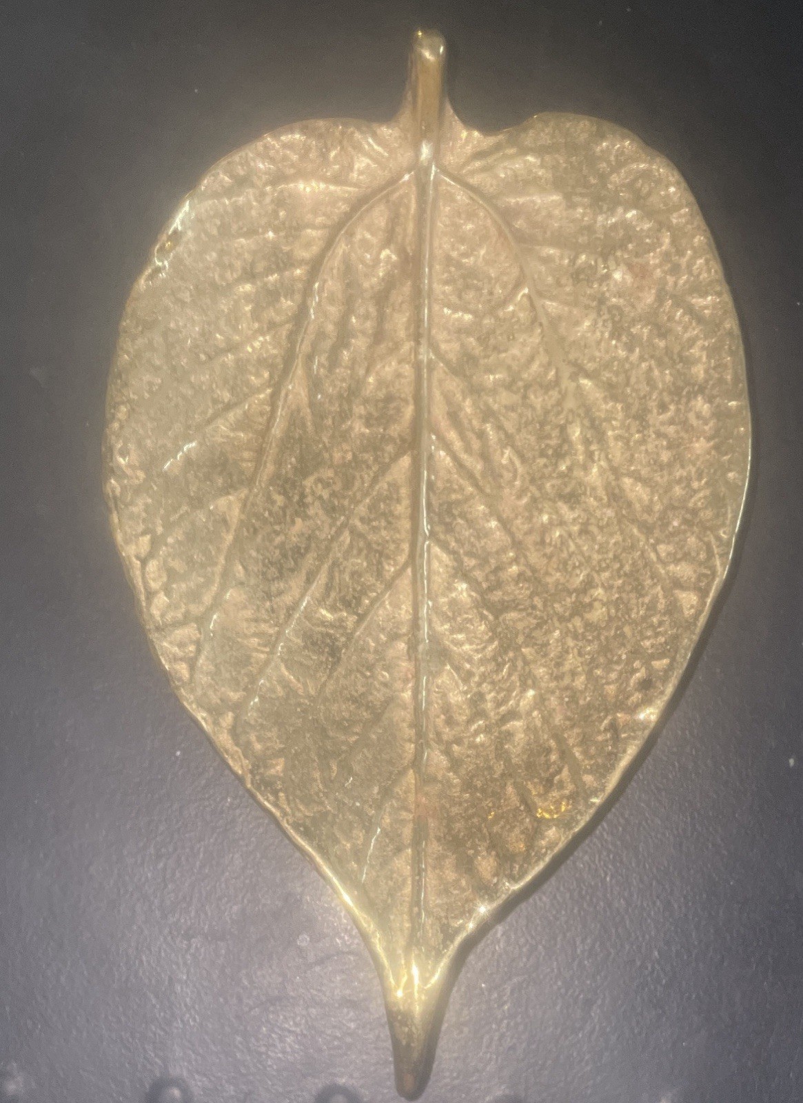 A Vintage 1948 Metalcrafters Leaf A Vintage 1948 Metalcrafters Leaf