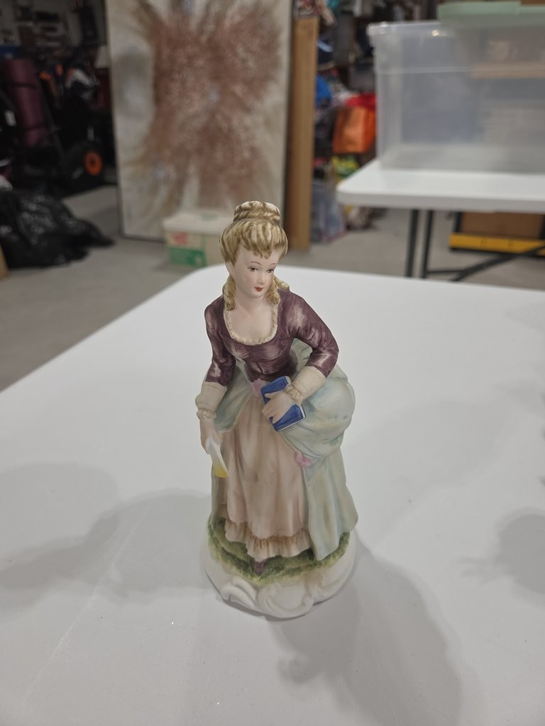 Vintage Lladro-Style Porcelain Figurine of a Woman with Books 8" Vintage Lladro-Style Porcelain Figurine of a Woman with Books 8"
