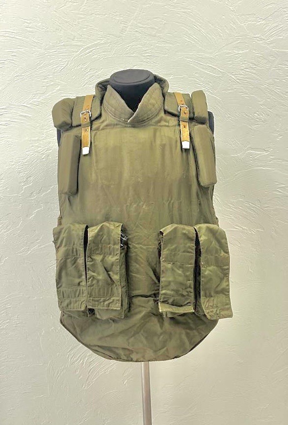 Original Soviet Russian army 6B5-15 size 2 1988 Vest Original Soviet Russian army 6B5-15 size 2 1988 Vest