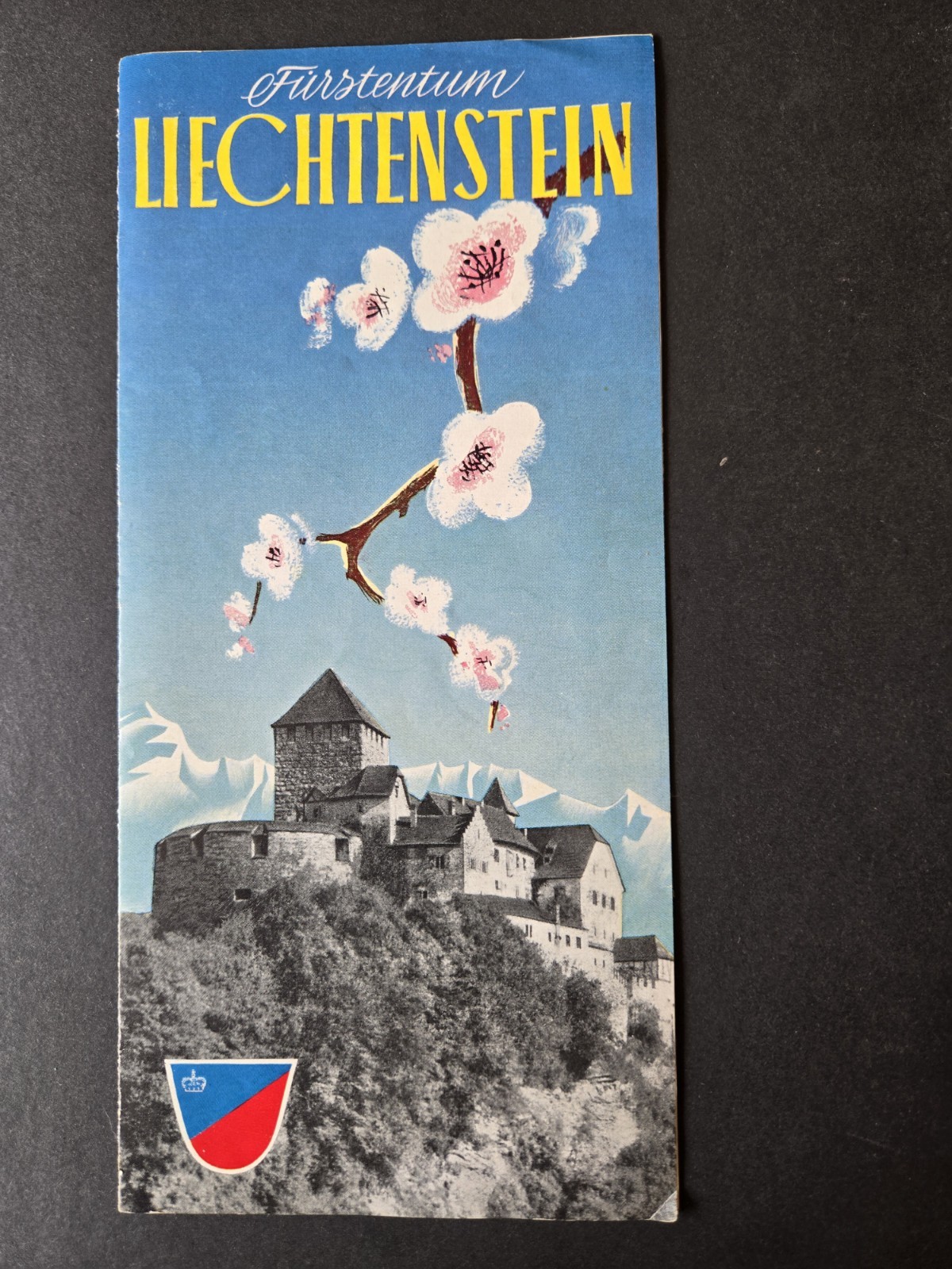 FURSTENTUM LIECHTENSTEIN VINTAGE 1950's TRAVEL BROCHURE FURSTENTUM LIECHTENSTEIN VINTAGE 1950's TRAVEL BROCHURE