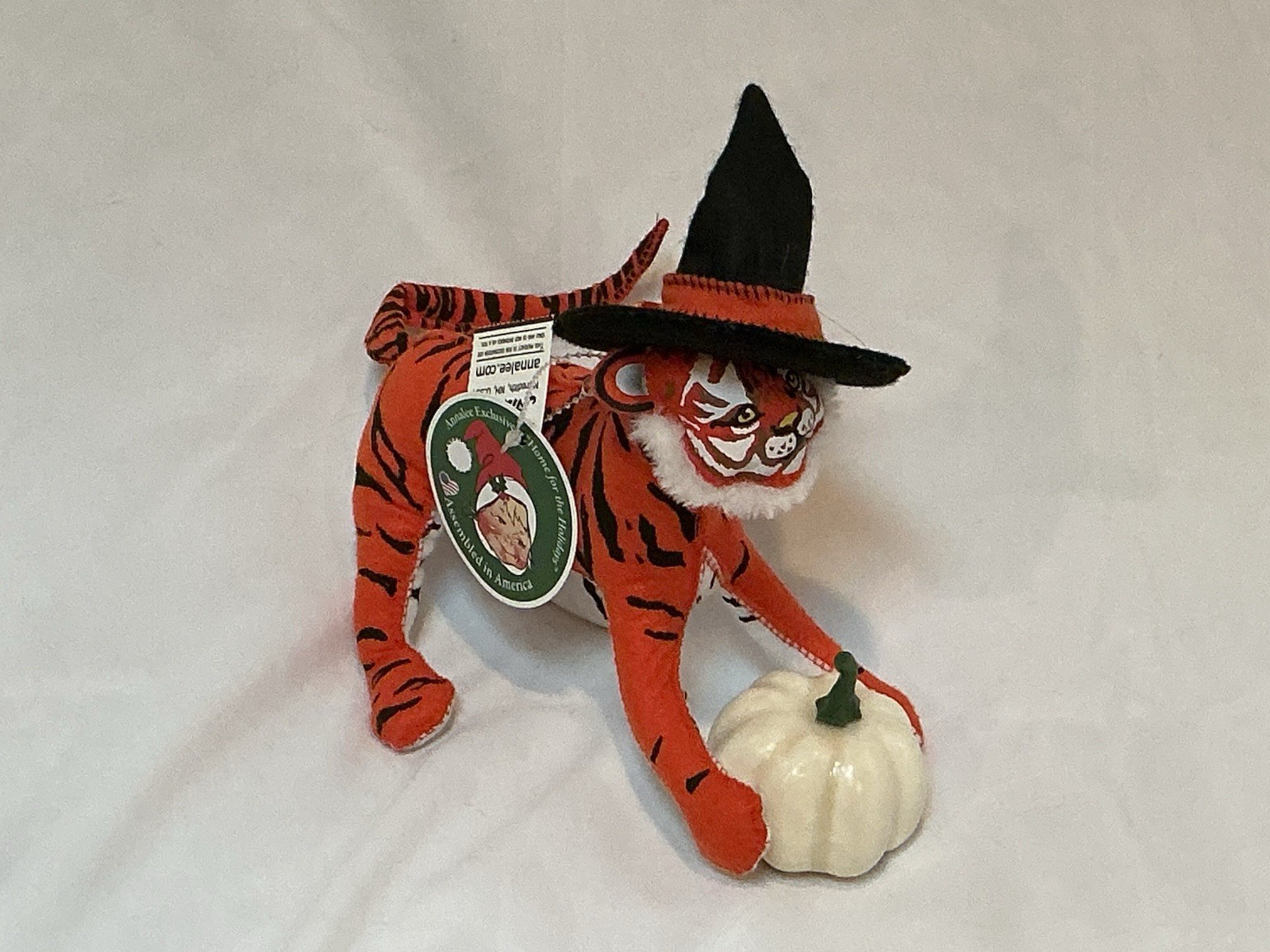 ANNALEE 7" Bengal Tiger Halloween Exclusive Ltd No. Tags Doll Witch Hat Rare ANNALEE 7" Bengal Tiger Halloween Exclusive Ltd No. Tags Doll Witch Hat Rare