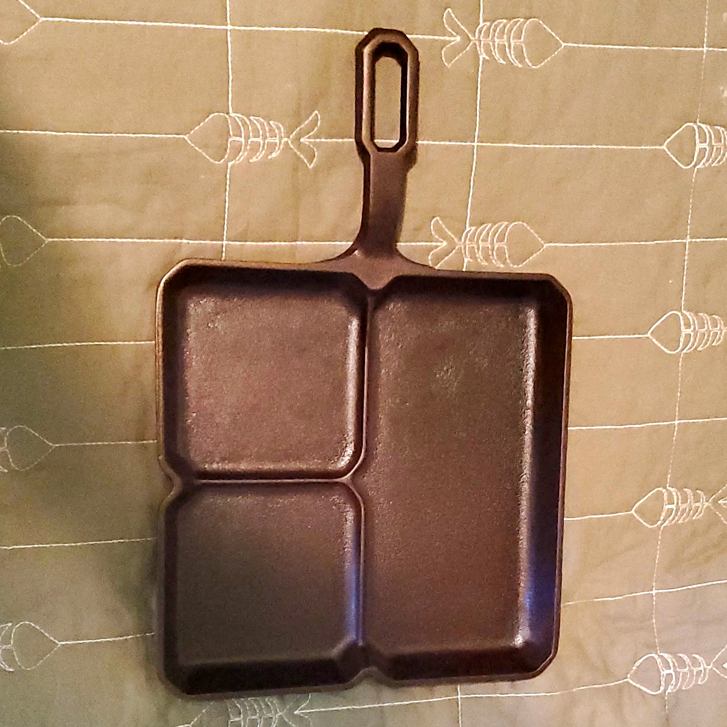 Griswold Colonial Breakfast Cast Iron Skillet Pan 666 Griswold Colonial Breakfast Cast Iron Skillet Pan 666