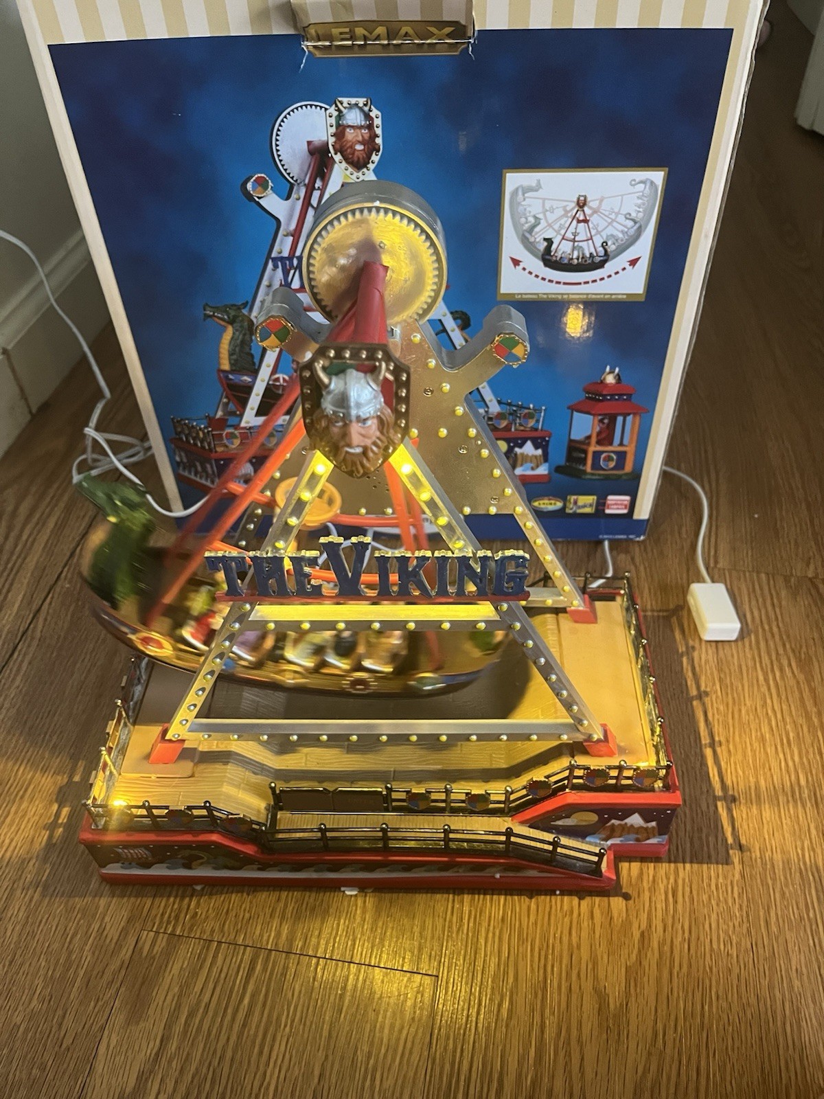 Lemax The Viking Ship With Booth #04237 Carnival Christmas Village 2010 In Box