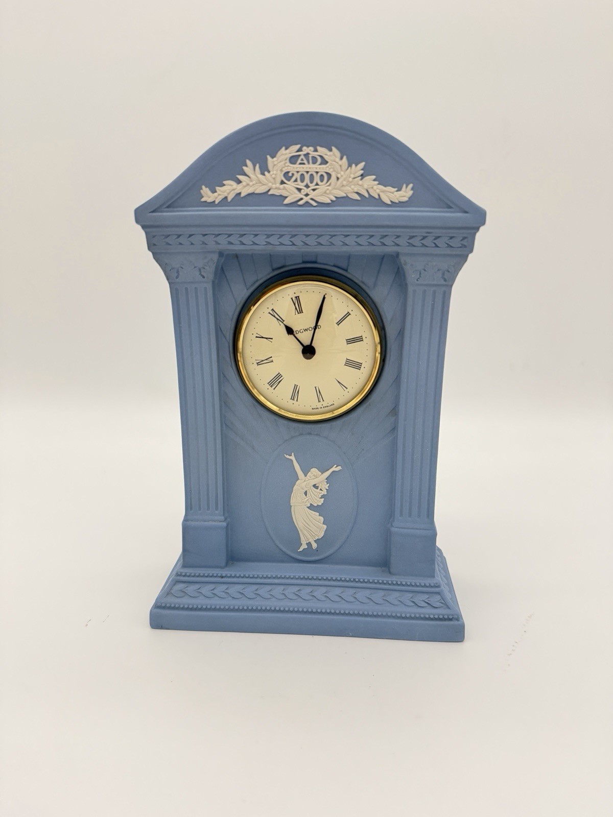 Vintage Wedgwood Blue Jasperware England Mantle Clock Millennium AD 2000 Works Vintage Wedgwood Blue Jasperware England Mantle Clock Millennium AD 2000 Works