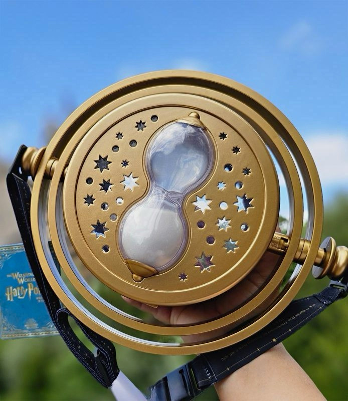 Universal Studios Harry Potter Time Turner Style Hourglass Popcorn Bucket Universal Studios Harry Potter Time Turner Style Hourglass Popcorn Bucket