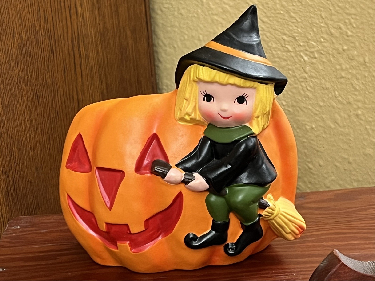 Vintage NAPCO Japan Halloween Witch Pumpkin Jack O Lantern Planter C-8859 Vintage NAPCO Japan Halloween Witch Pumpkin Jack O Lantern Planter C-8859