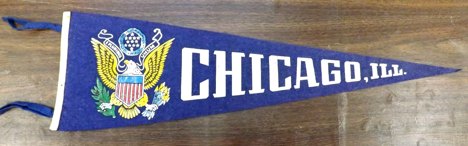 VTG. 1940s U.S. ARMY CHICAGO IL PENNANT BANNER 25.5" CAMP GRANT FT. SHERIDAN VTG. 1940s U.S. ARMY CHICAGO IL PENNANT BANNER 25.5" CAMP GRANT FT. SHERIDAN