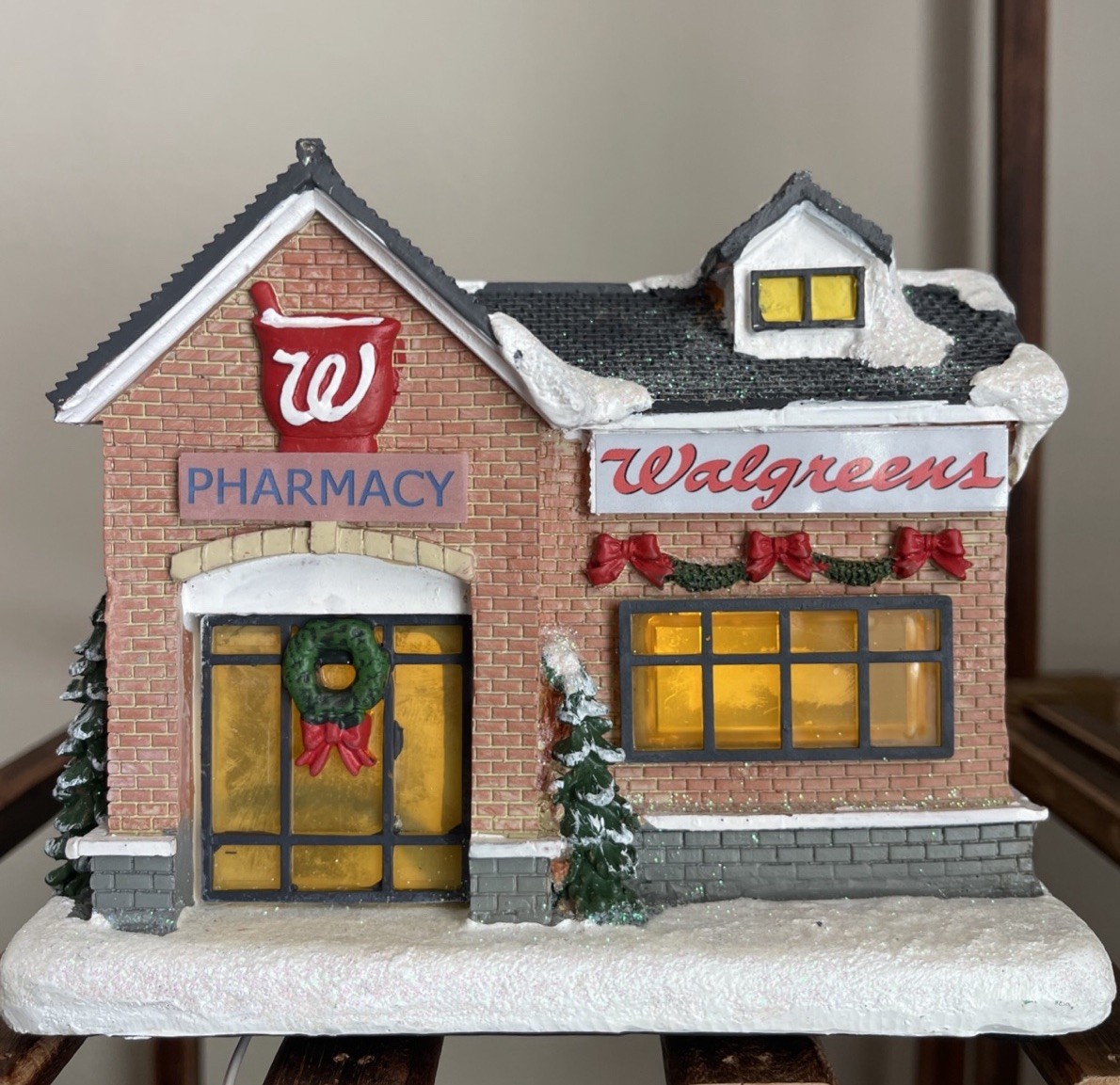 Walgreens Christmas Village Pharmacy Winter Scene Lighted Building 2025 NEW Walgreens Christmas Village Pharmacy Winter Scene Lighted Building 2025 NEW