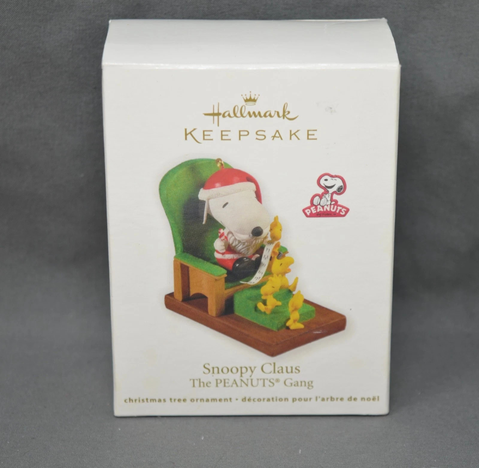 2011 Hallmark Keepsake Snoopy Claus Peanuts Gang Ornament --723-4 2011 Hallmark Keepsake Snoopy Claus Peanuts Gang Ornament --723-4
