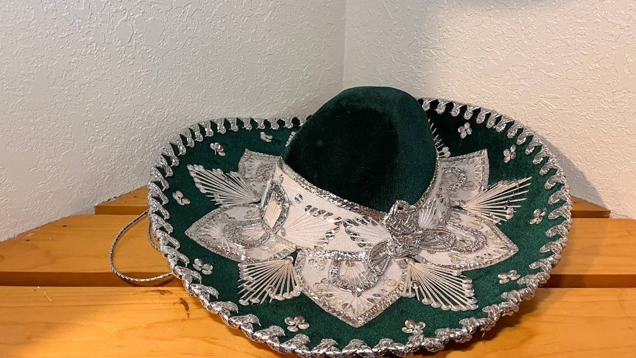 Salazar Yepez Decorative Green Velvet Hat with Silver Accents – New / Excellent Salazar Yepez Decorative Green Velvet Hat with Silver Accents – New / Excellent
