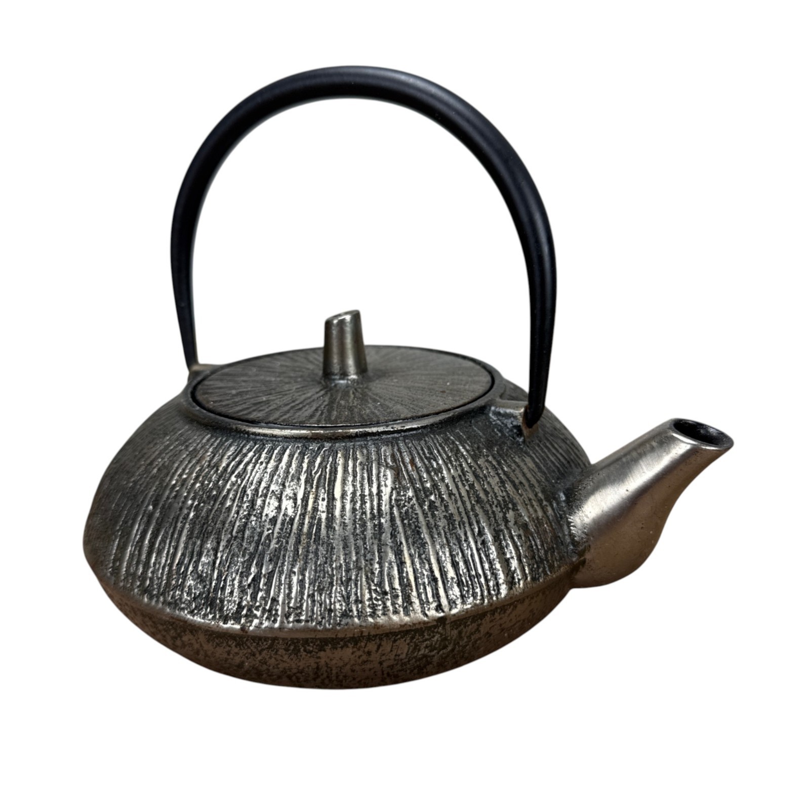 Wazuqu Japanese Cast Iron Teapot Kyusu Modernist Silver Black Tetsubin Infuser