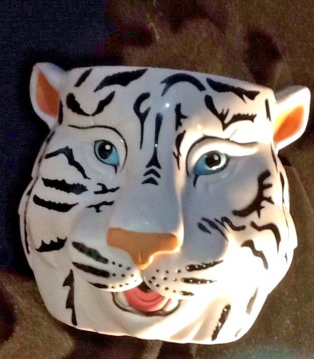 Ringling Brothers The Greatest Show on Earth 2002 CIRCUS TIGER CUP NEW WITH TAG