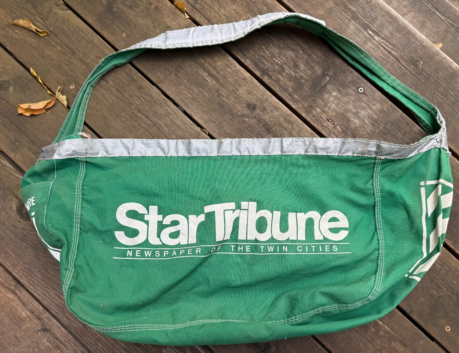 VINTAGE Minneapolis Star Tribune Newspaper CARRIER/PAPERBOY Delivery Bag VINTAGE Minneapolis Star Tribune Newspaper CARRIER/PAPERBOY Delivery Bag