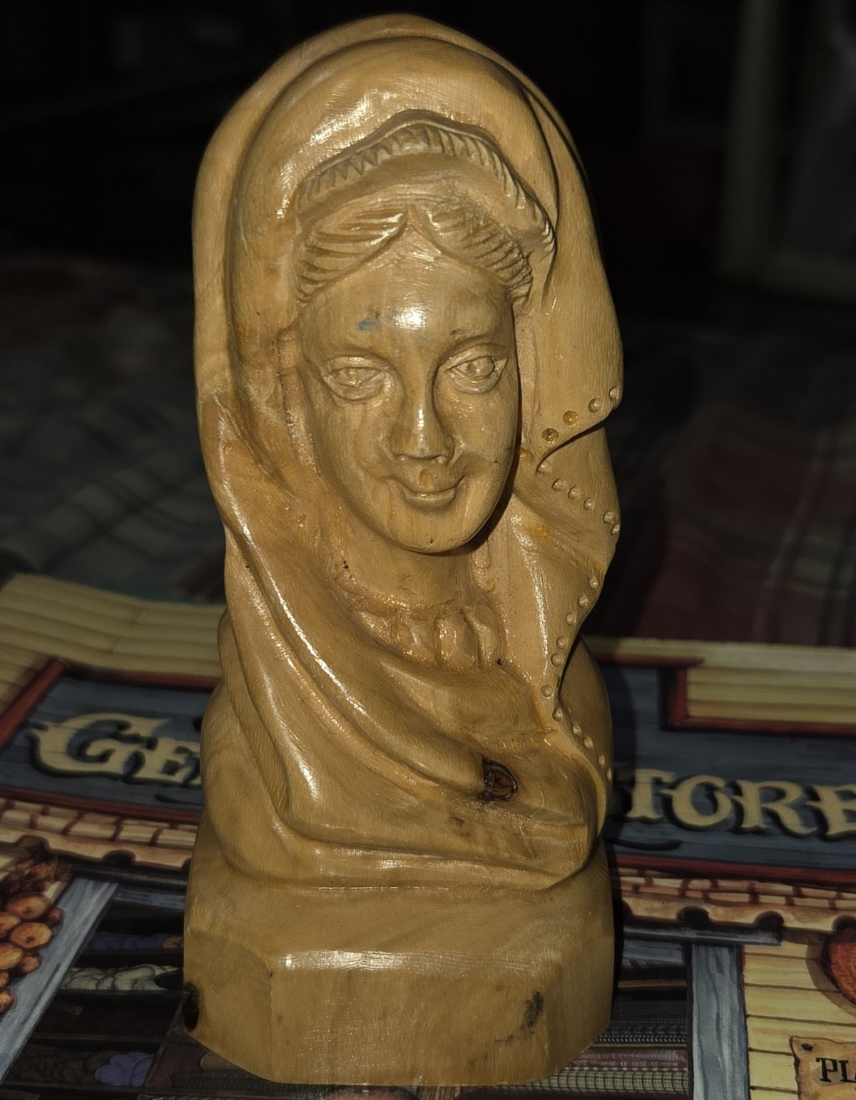 Vintage Hand Carved Olive Wood Madonna Bust 5" Virgin Mary Religious Folk Art Vintage Hand Carved Olive Wood Madonna Bust 5" Virgin Mary Religious Folk Art