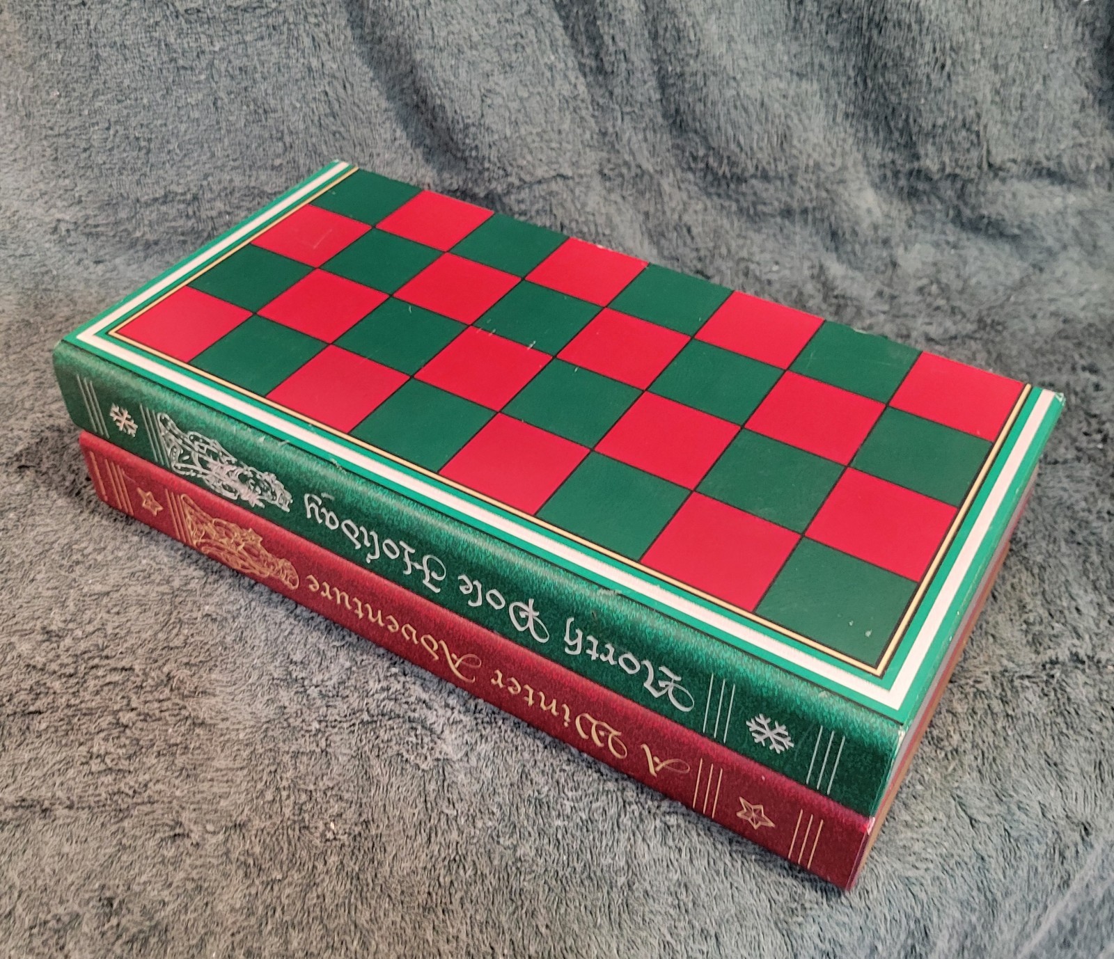 New Old Stock 2004 Hallmark Keepsake Christmas Chess Set Club Exclusive - No Box New Old Stock 2004 Hallmark Keepsake Christmas Chess Set Club Exclusive - No Box