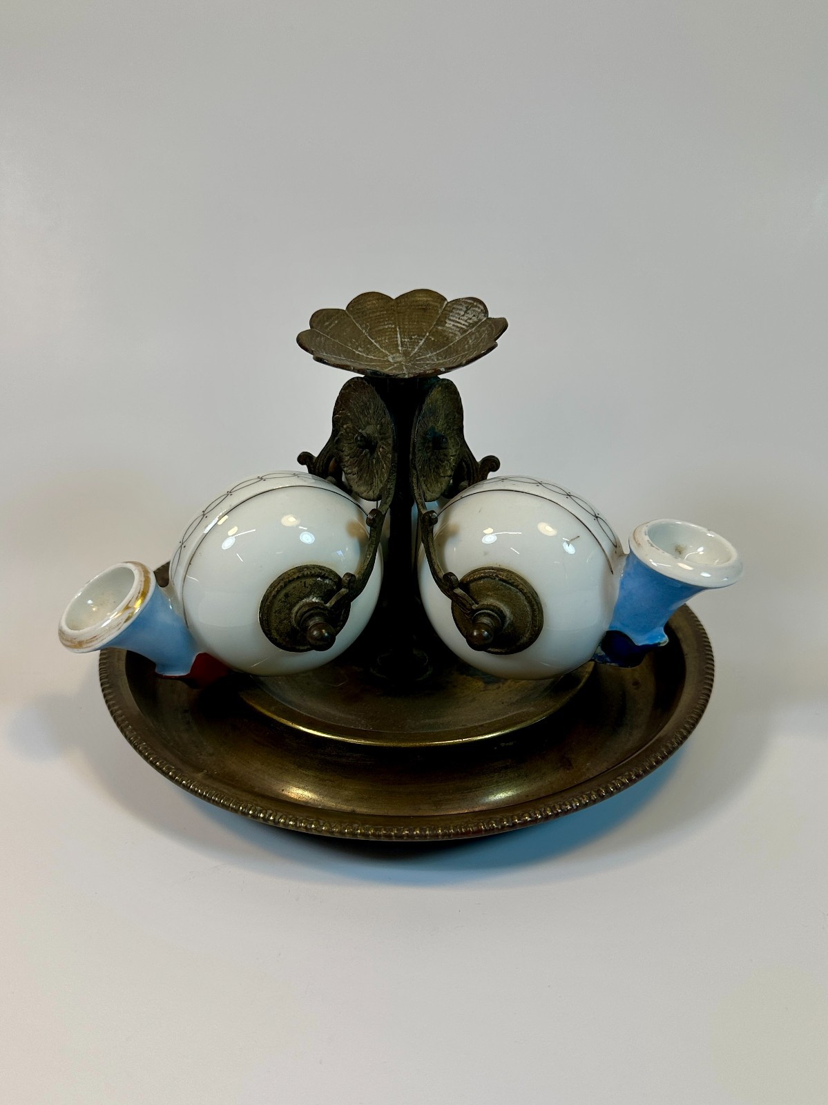 Antique 19C French JL Bascule Triple Snail Encrier Inkwell Porcelain Gilt Bronze Antique 19C French JL Bascule Triple Snail Encrier Inkwell Porcelain Gilt Bronze