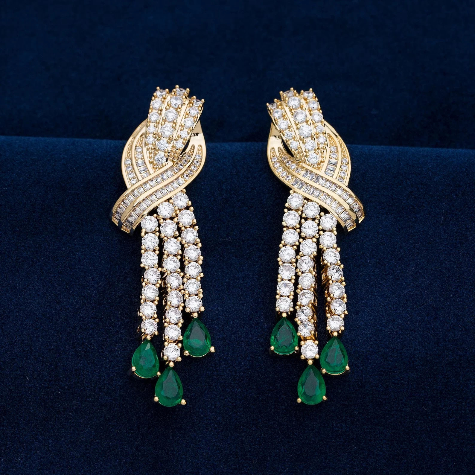 Princess Kate’s Tassel Dangler Earrings Emerald & Diamond 14k Yellow Gold Plated Princess Kate’s Tassel Dangler Earrings Emerald & Diamond 14k Yellow Gold Plated