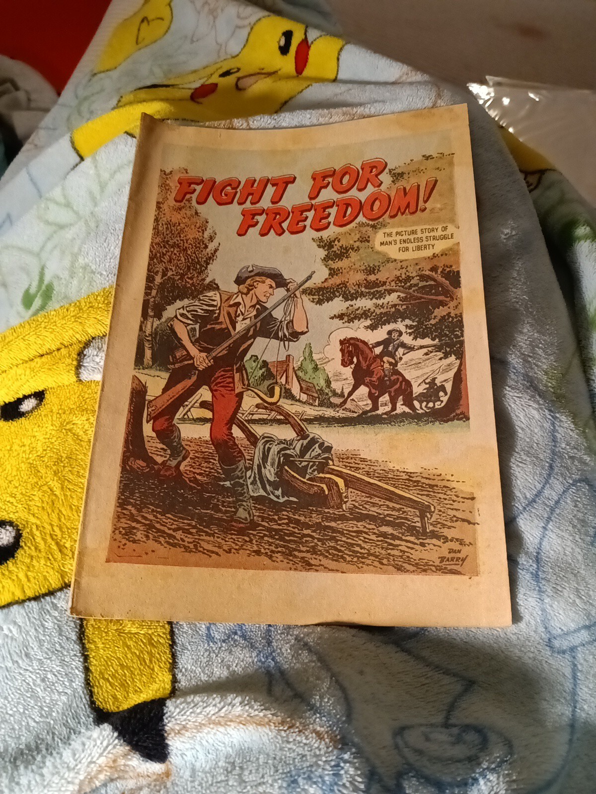 Vintage 1949 General Comics , Inc. Fight for Freedom Comic Book Vintage 1949 General Comics , Inc. Fight for Freedom Comic Book