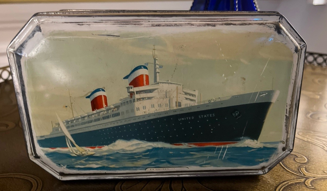 VTG S.S. United States Cruise Ocean Liner Benson’s Confectionery Hard Candy Tin VTG S.S. United States Cruise Ocean Liner Benson’s Confectionery Hard Candy Tin