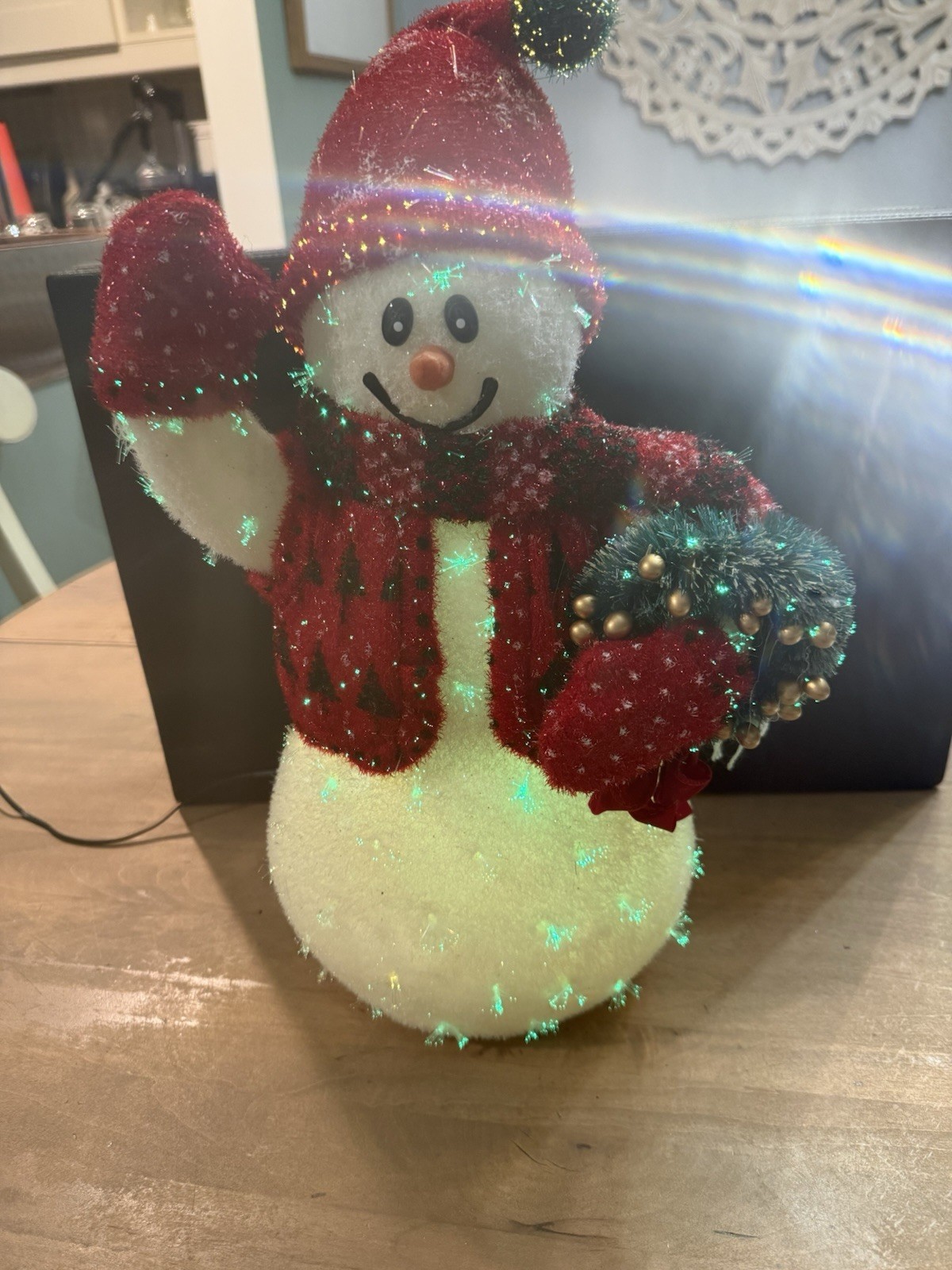 Vtg 2002 AVON Fiber Optic Light-Up Snowman Holiday Christmas Color Changing 16" Vtg 2002 AVON Fiber Optic Light-Up Snowman Holiday Christmas Color Changing 16"