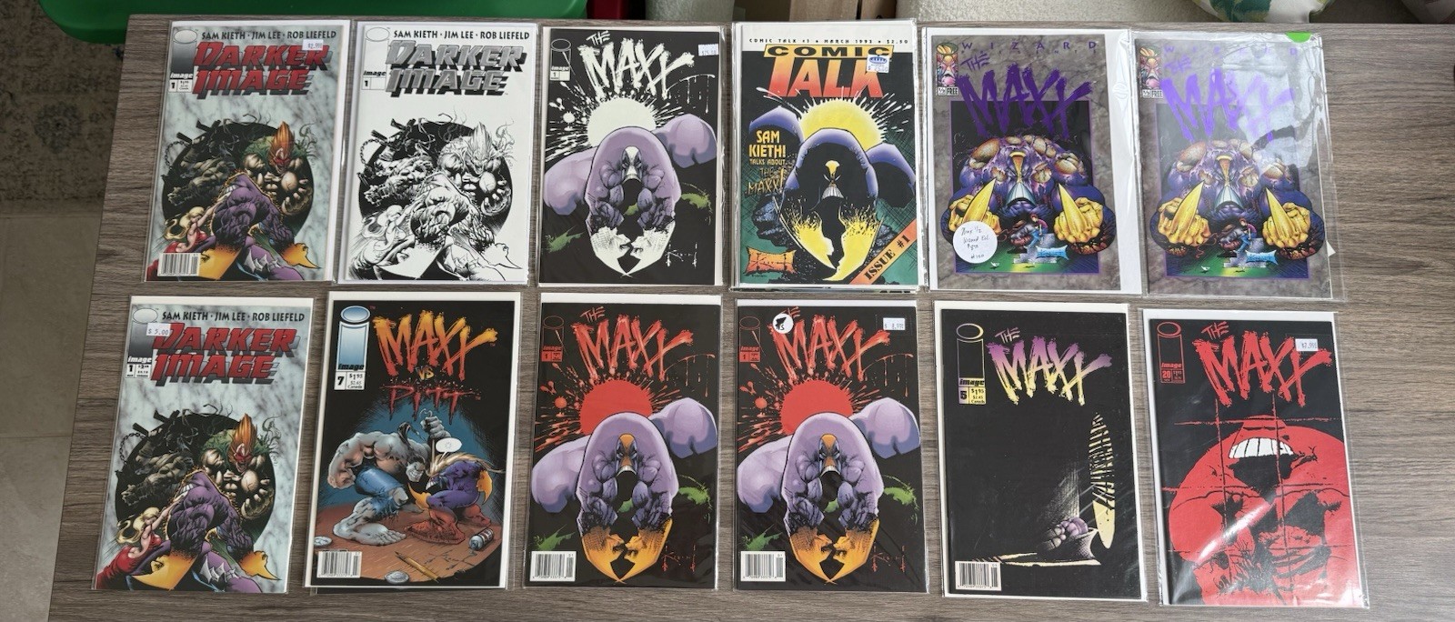 HUGE MAXX COMIC LOT of 18 Comic Talk #1, Newsstands, Glowing Maxx #1, Sam Kieth HUGE MAXX COMIC LOT of 18 Comic Talk #1, Newsstands, Glowing Maxx #1, Sam Kieth