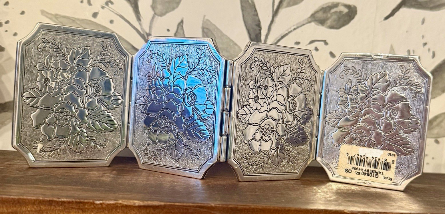 Brighton Tapestry 4-FRM Tri-Fold Folding 4-Photo 4x3 Silver Plated Floral Brighton Tapestry 4-FRM Tri-Fold Folding 4-Photo 4x3 Silver Plated Floral