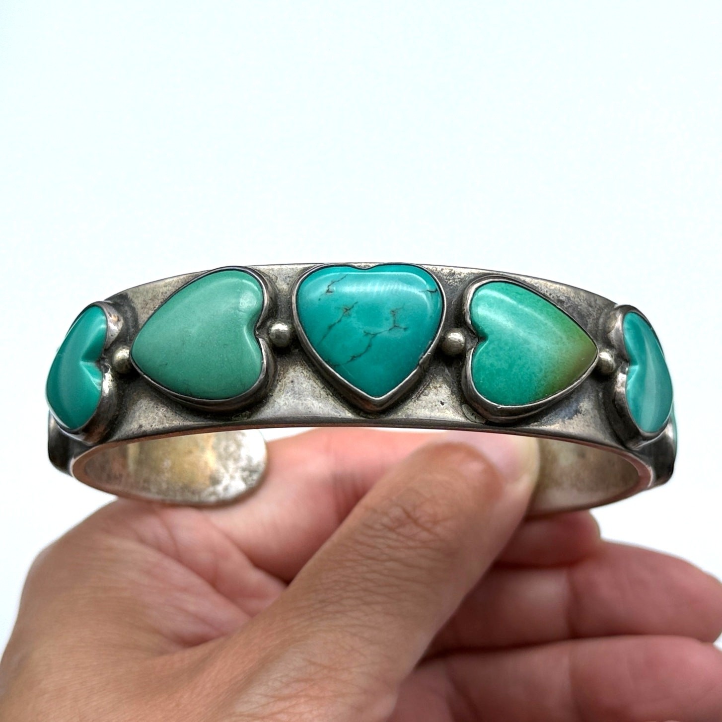 Vintage Anglo Tom DeWitt Turquoise Heart Silver Bracelet Cuff 8-3/8"