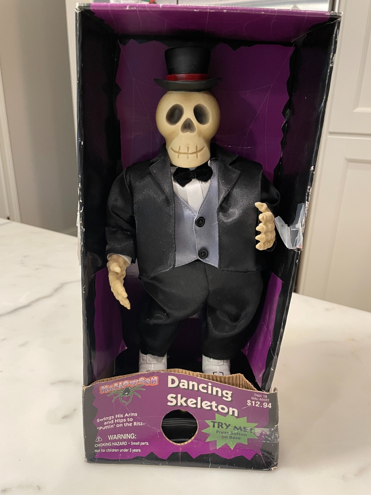 Gemmy Dancing Animated Skeleton Signs Puttin on the Ritz for Parts or Repair Vtg Gemmy Dancing Animated Skeleton Signs Puttin on the Ritz for Parts or Repair Vtg