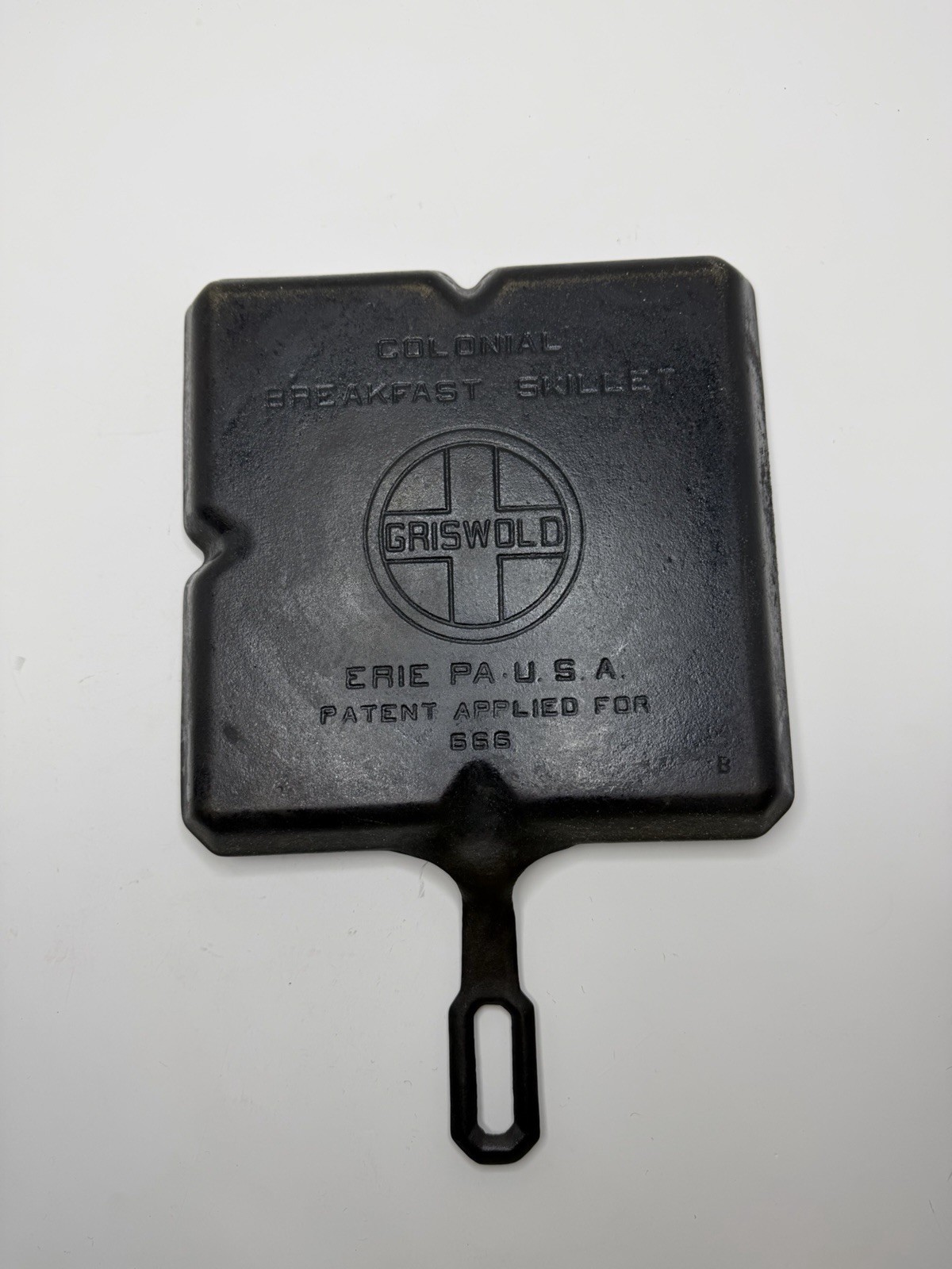 1930s Griswold Colonial Breakfast Skillet Cast Iron Flat-Bottom #666 B 1930s Griswold Colonial Breakfast Skillet Cast Iron Flat-Bottom #666 B