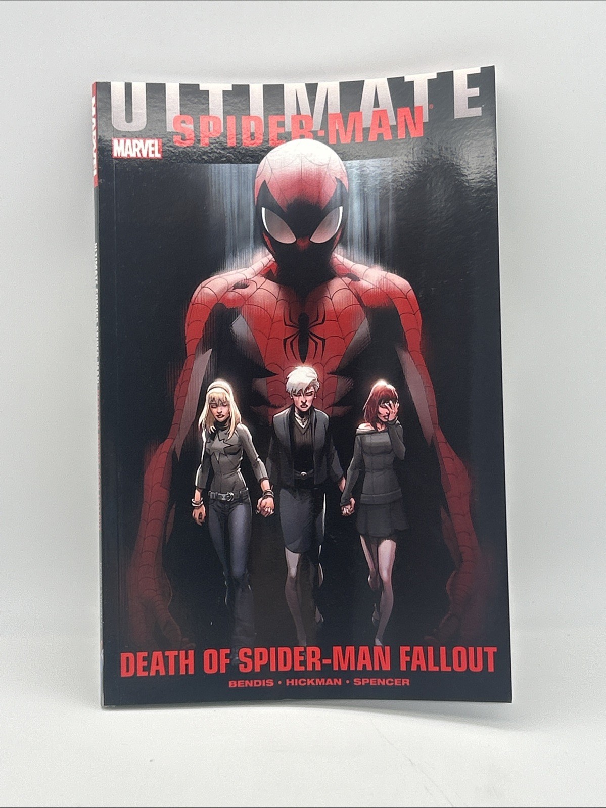 Ultimate Comics Spider-Man : Death of Spider-Man Fallout by Jonathan Hickman Ultimate Comics Spider-Man : Death of Spider-Man Fallout by Jonathan Hickman