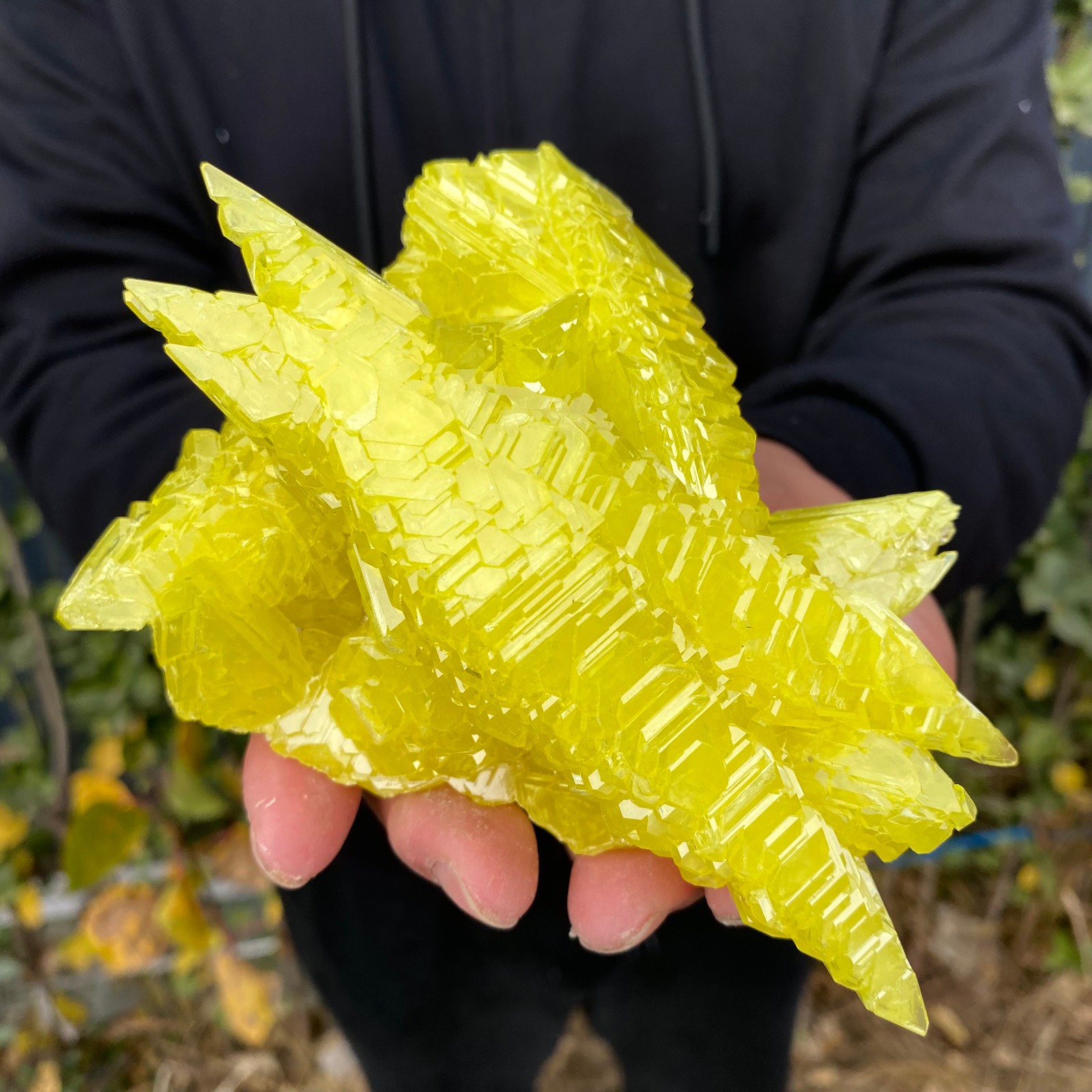 424G Rare Natural yellow sulfur crystal quartz crystal mineral specimen