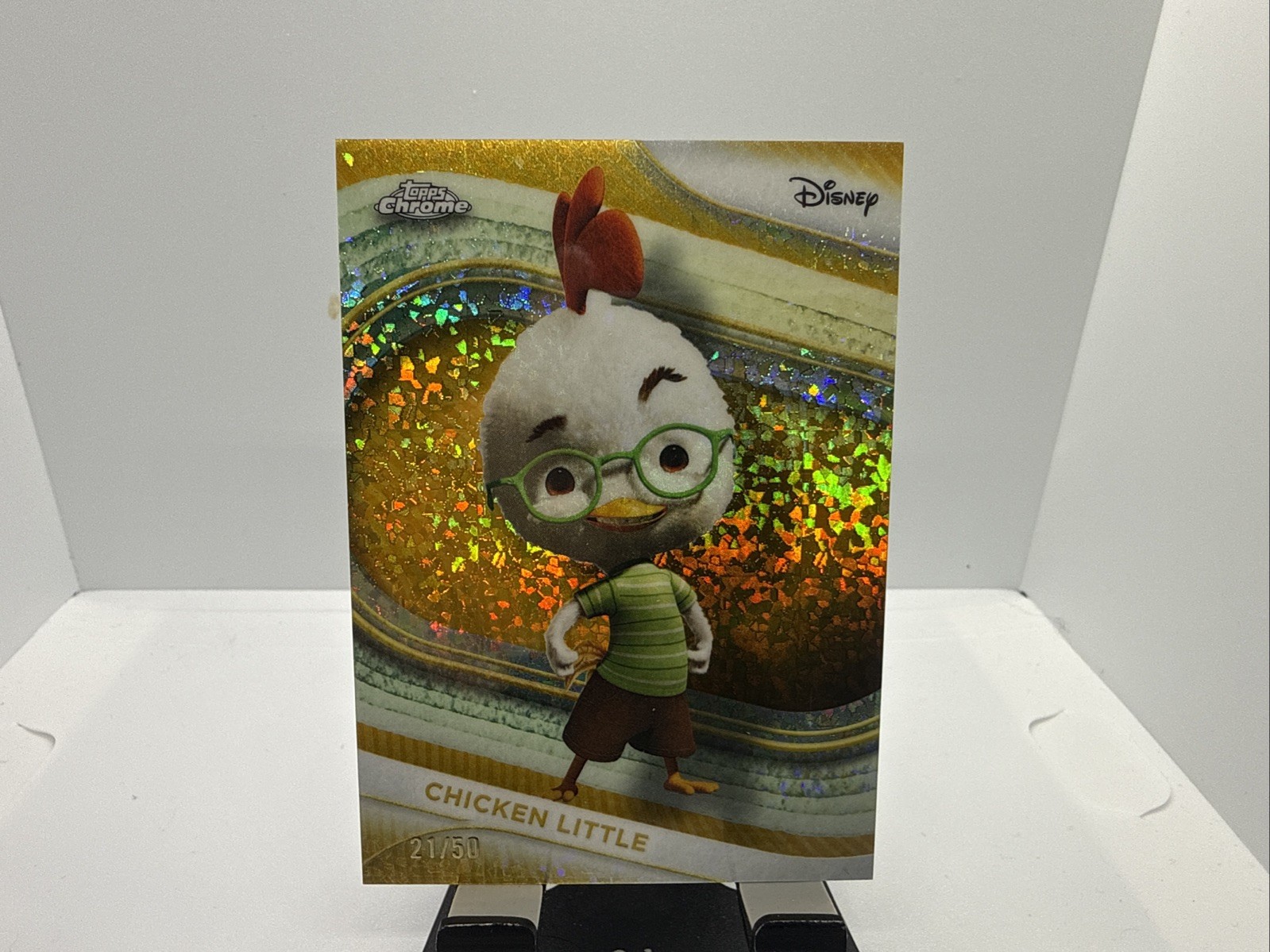 2025 Topps Chrome Disney CHICKEN LITTLE Gold Diamond Refractor /50 2025 Topps Chrome Disney CHICKEN LITTLE Gold Diamond Refractor /50