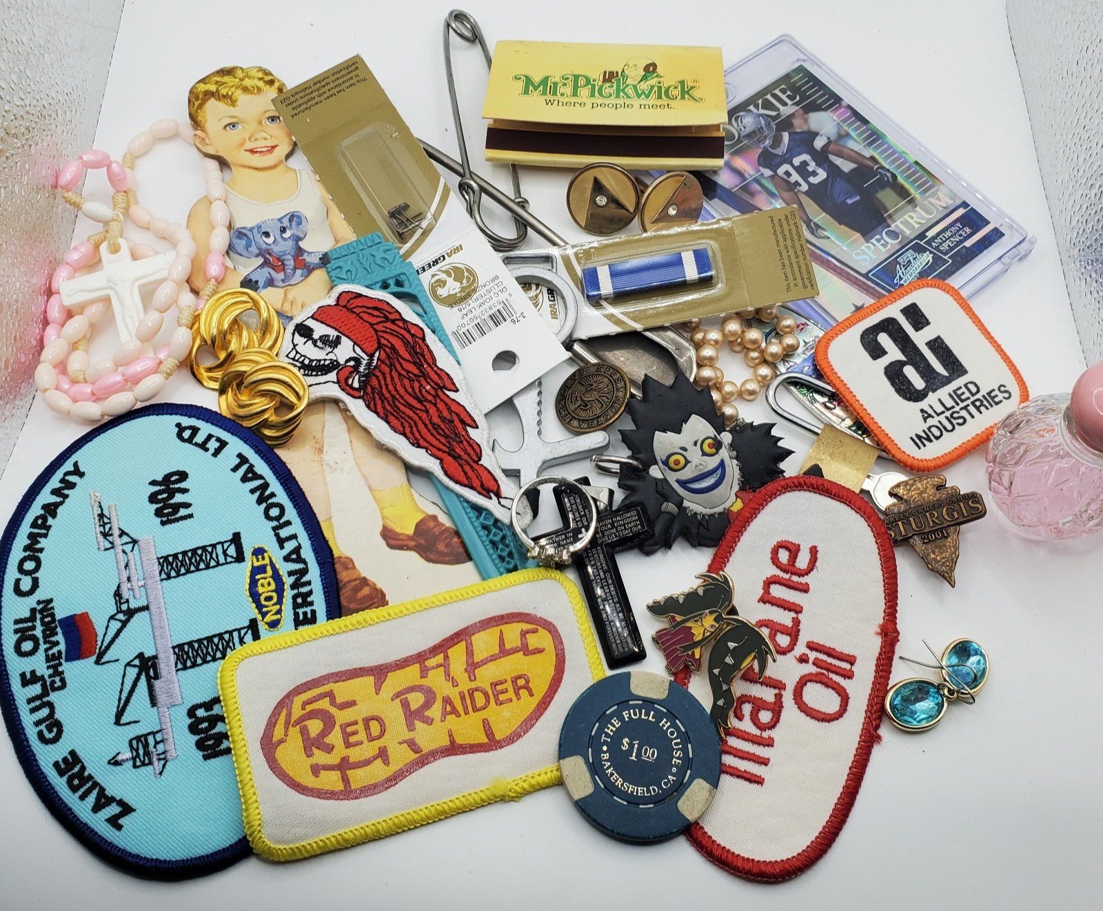 Junk Drawer Lot of Miscellaneous Worthless Collectibles Junk Drawer Lot of Miscellaneous Worthless Collectibles