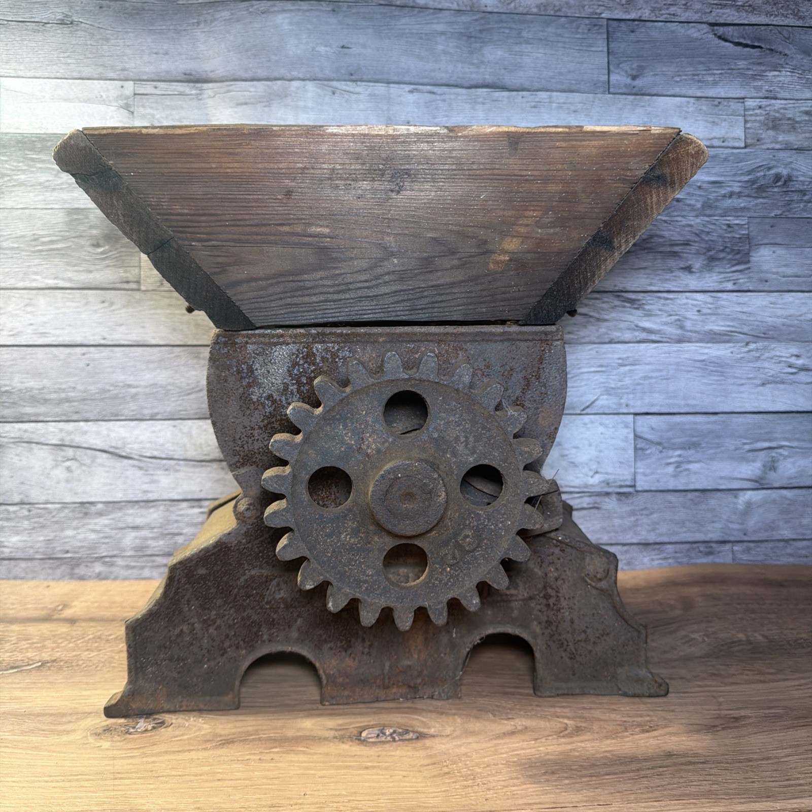 Antique 1877 Cast Iron Wood Fruit Crusher Cider Apple Grinder Mill Auburn ME Antique 1877 Cast Iron Wood Fruit Crusher Cider Apple Grinder Mill Auburn ME