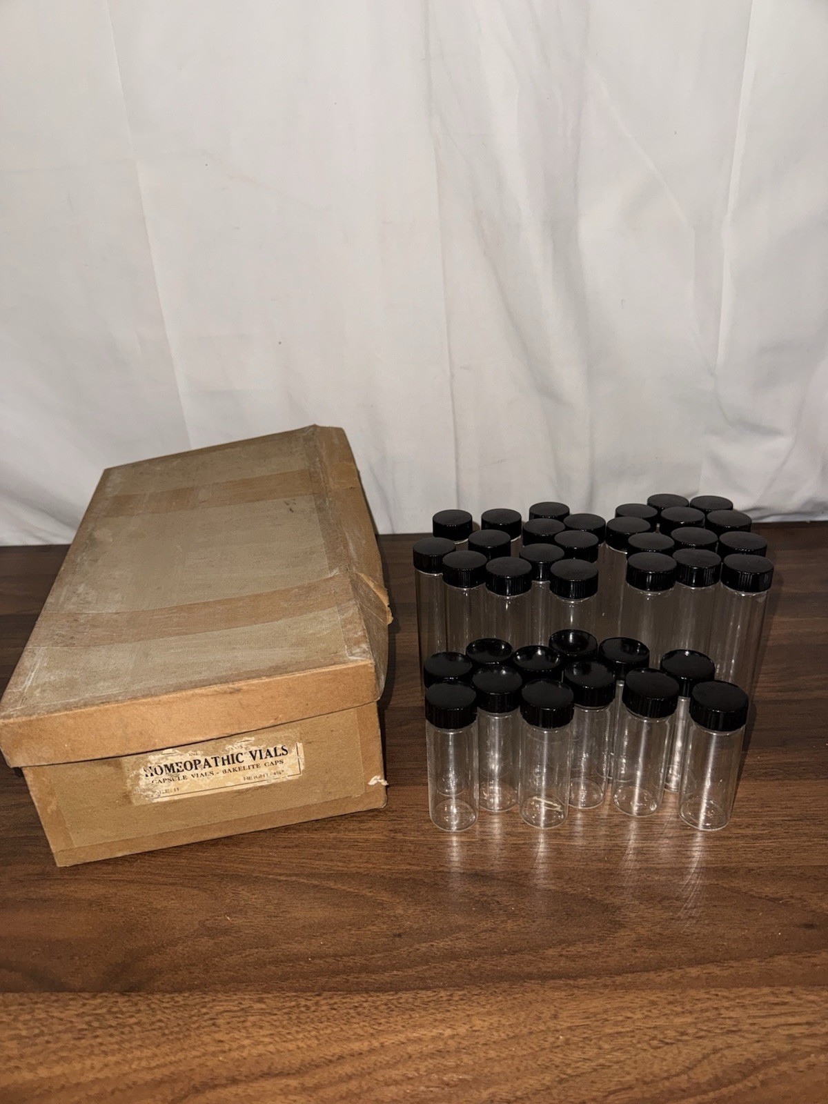 Rare Vintage Homeopathic Medicine Glass Capsule Vials With Bakelite Caps & Box Rare Vintage Homeopathic Medicine Glass Capsule Vials With Bakelite Caps & Box