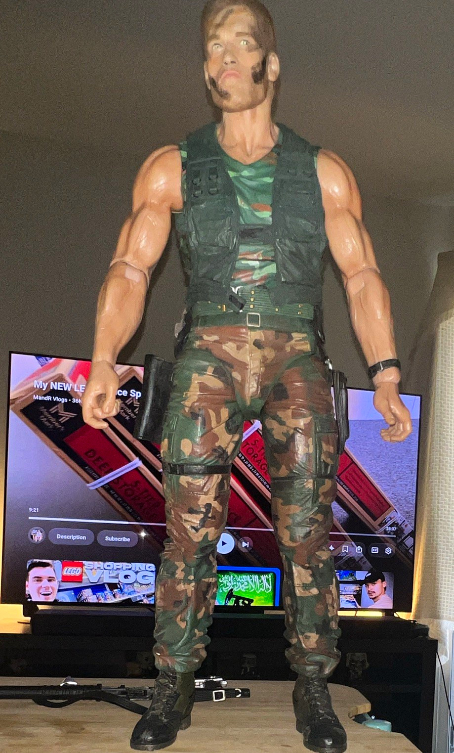 Neca Jungle Patrol Dutch 1/4 Scale. Neca Jungle Patrol Dutch 1/4 Scale.
