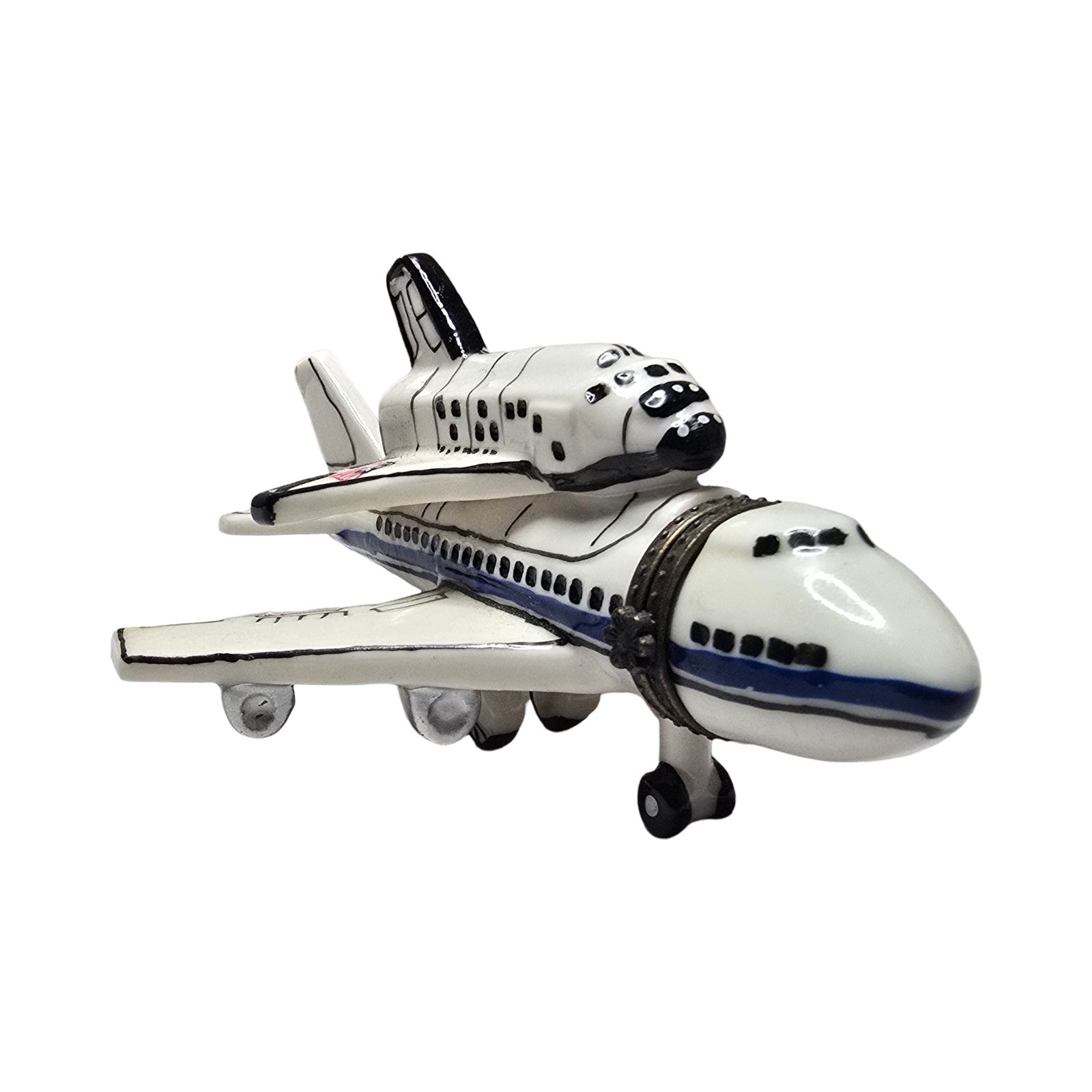 Vintage 1997-2000 NASA Shuttle Porcelain Hinged Trinket Box Vintage 1997-2000 NASA Shuttle Porcelain Hinged Trinket Box