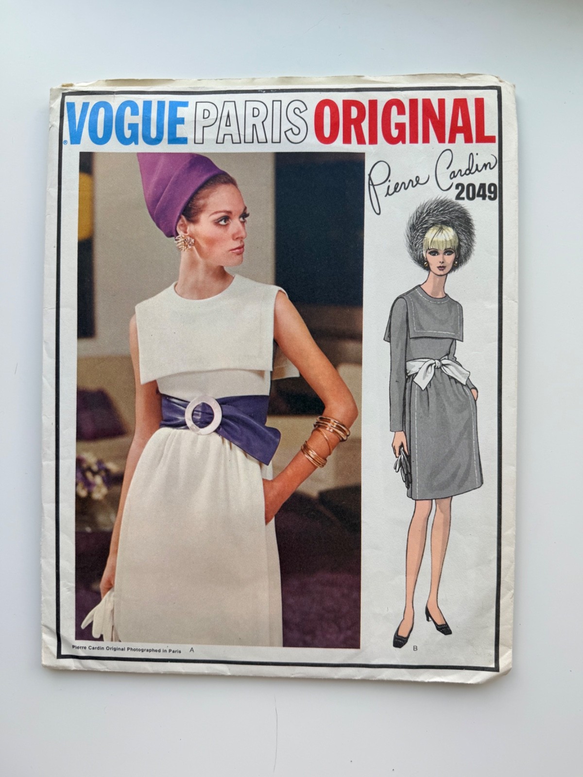 Vintage 1960s Vogue Paris Original 2049 Pierre Cardin Dress B34 Uncut FF Vintage 1960s Vogue Paris Original 2049 Pierre Cardin Dress B34 Uncut FF