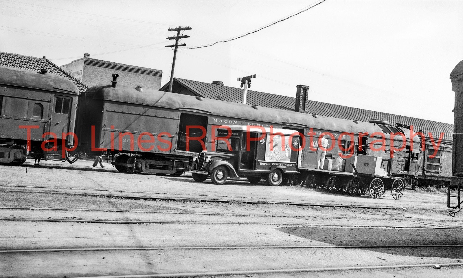 Macon Dublin & Savannah #2018 Brill Motor Car Dublin GA 8/1941 SAL New 5x8 Photo Macon Dublin & Savannah #2018 Brill Motor Car Dublin GA 8/1941 SAL New 5x8 Photo