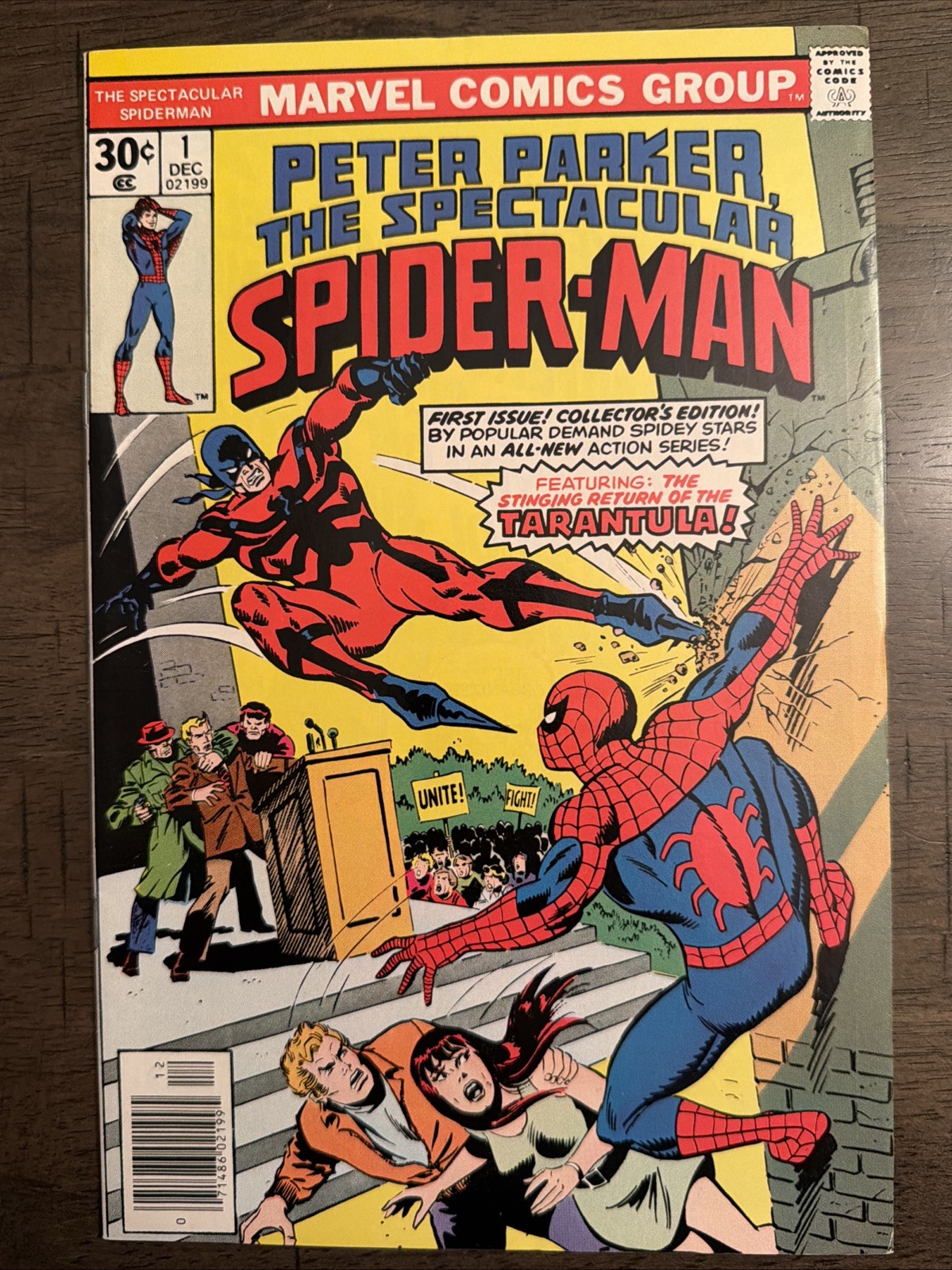 Marvel Comics Peter Parker The Spectacular Spider-Man #1 1976 First Issue Marvel Comics Peter Parker The Spectacular Spider-Man #1 1976 First Issue
