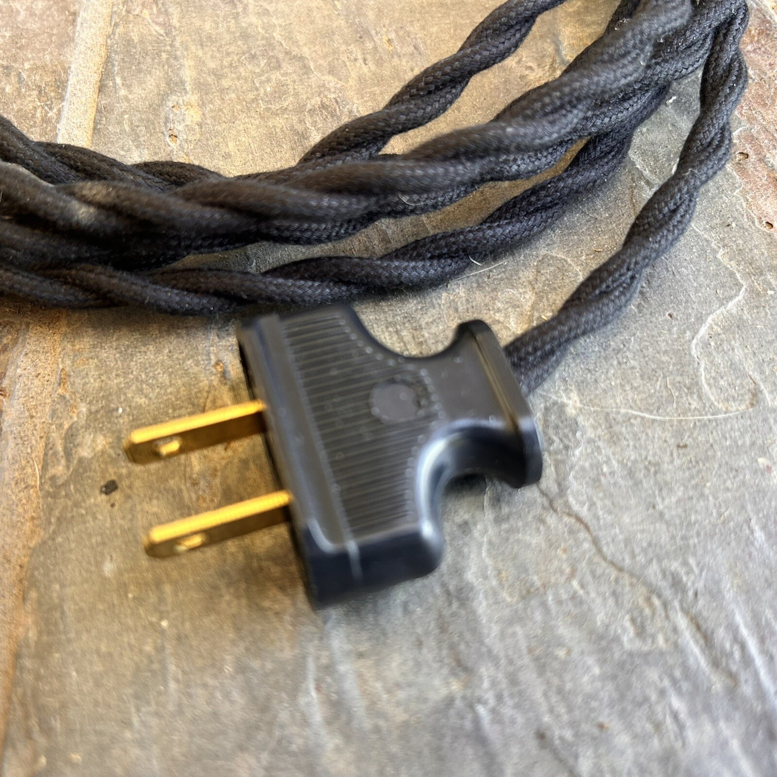 TWISTED BLACK ~ 8' Vintage Lamp Cord ~ Cloth Covered Wire w/ BLACK Flat Plug