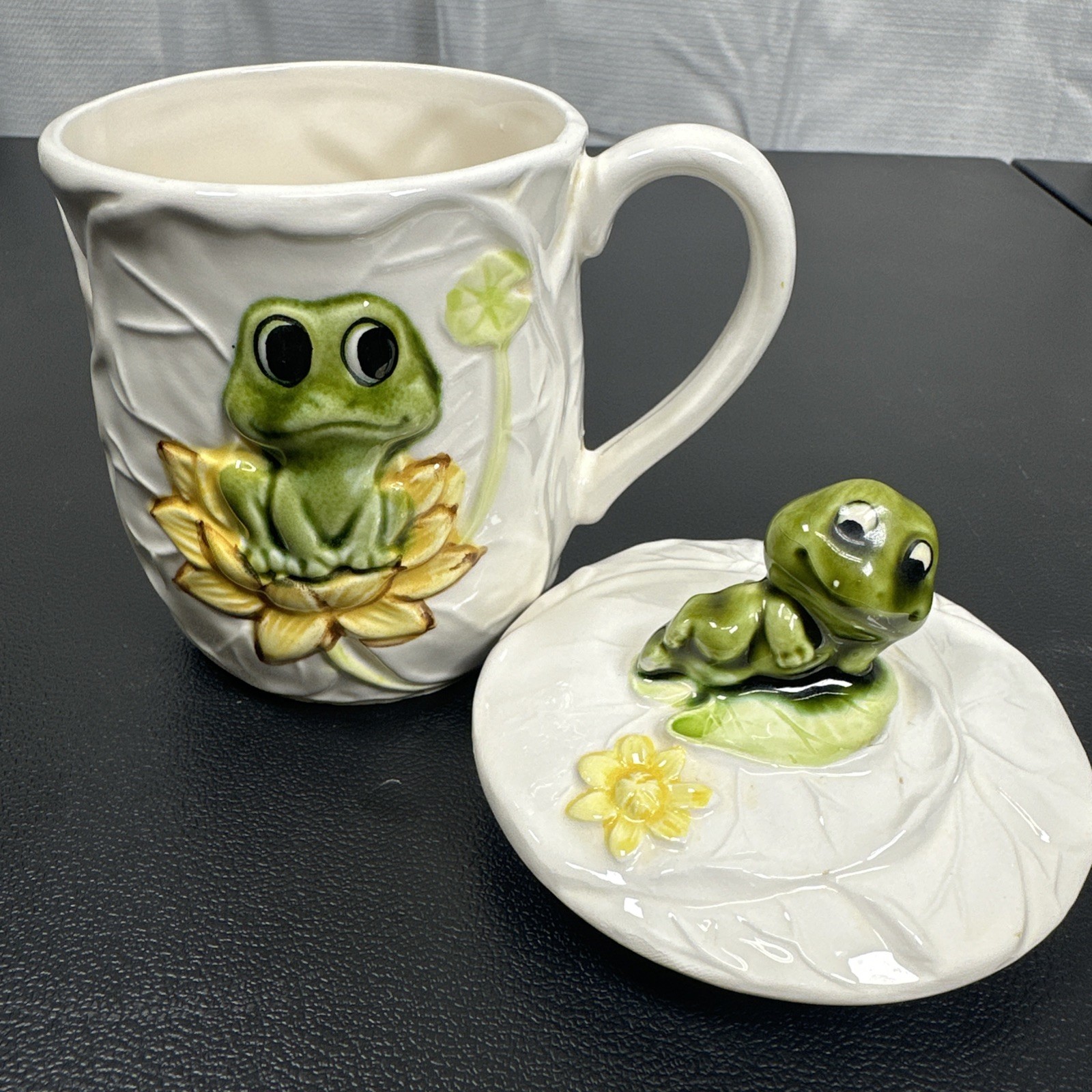 Vintage 1978 Sears Roebuck "Neil the Frog" Mug And Lid Cottagecore Retro Vintage 1978 Sears Roebuck "Neil the Frog" Mug And Lid Cottagecore Retro