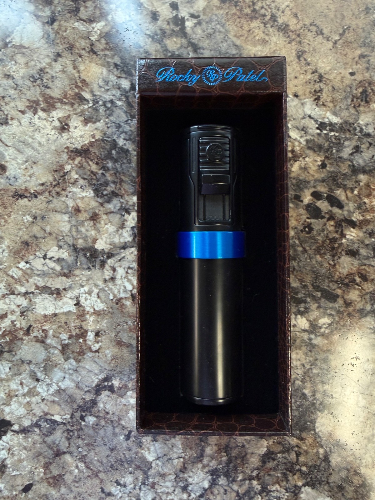Rocky Patel Diplomat Five Jet Flame Torch Large Cigar Lighter - Black/Blue NEW Rocky Patel Diplomat Five Jet Flame Torch Large Cigar Lighter - Black/Blue NEW