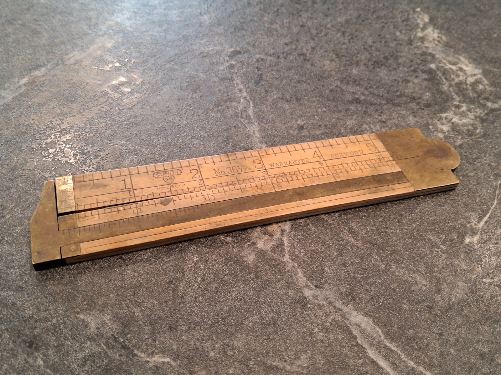 Vintage Stanley No. 36-1/2R Boxwood 6-inch Folding Rule with Brass Caliper Vintage Stanley No. 36-1/2R Boxwood 6-inch Folding Rule with Brass Caliper