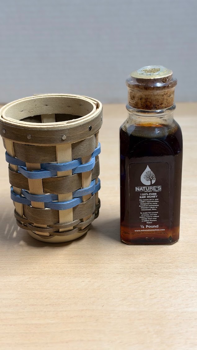 Longaberger RARE Sweet Nothings Honey Pot - Wheat Fields w/jar of honey Longaberger RARE Sweet Nothings Honey Pot - Wheat Fields w/jar of honey
