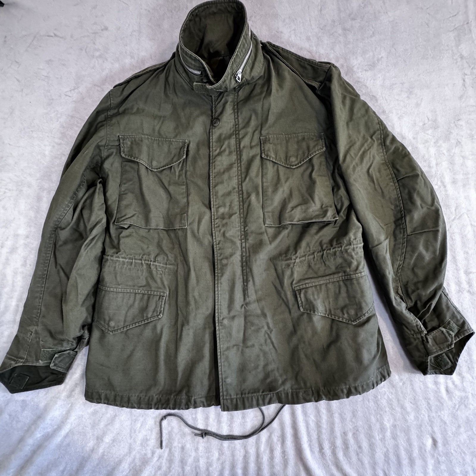 M-65 Field Jacket Medium Regular OG-107 Olive Green Military Coat S46