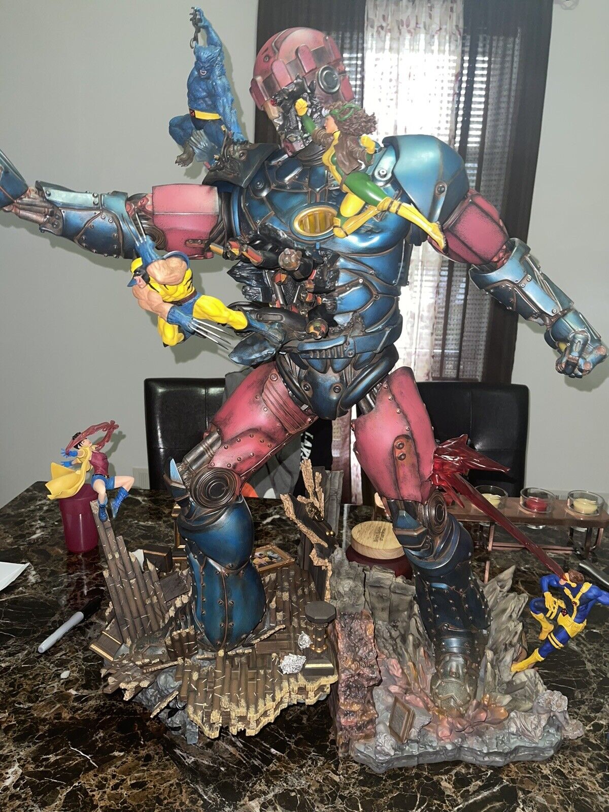 Damaged X-Men Vs. Sentinel #1 Battle Diorama Series 1/10 Deluxe Art Scale Statue