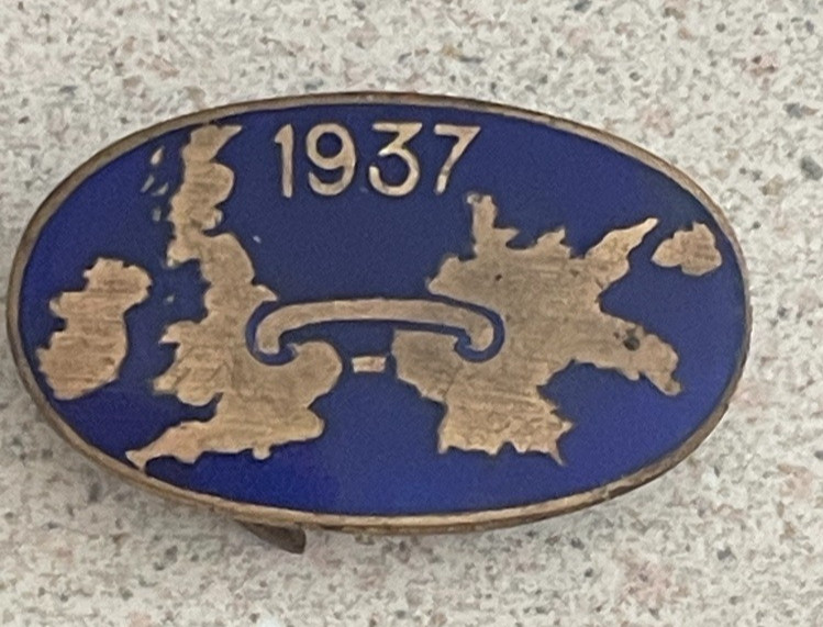 Rare 1937 The Link Anglo German Membership Badge No 689 J R Gaunt London
